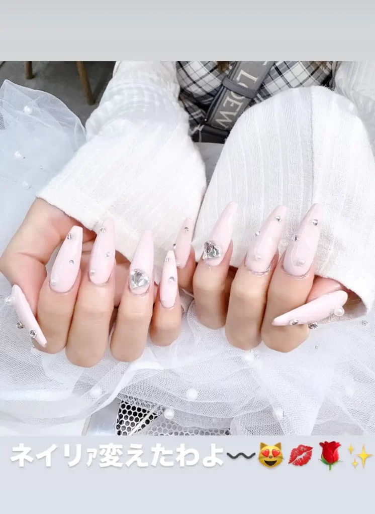 IMG_2571 - 競艇お姉さんありさちゃん! 競艇で月1000万以上稼ぐ『競艇お姉さんありさちゃん!』の今月のネイルの写真