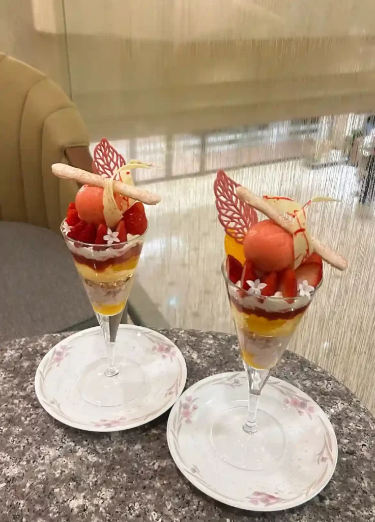 3BD19C2C-20FD-46B2-AAE3-739EBCA0A155 - 競艇お姉さんありさちゃん! 競艇お姉さんありさちゃんの日常「パフェ活」キャプション